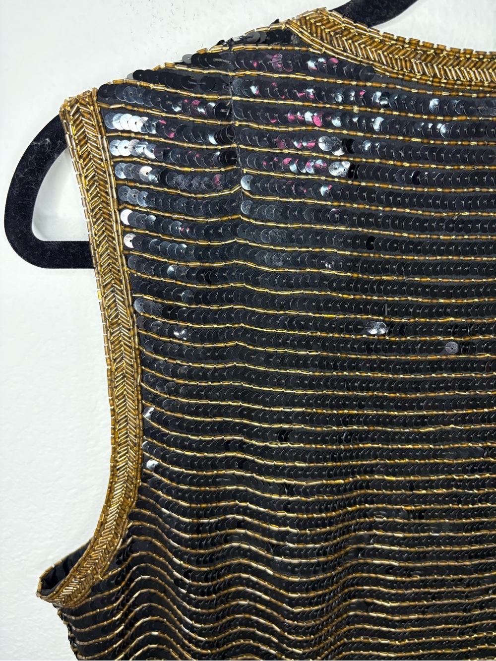 Vintage Stenay Black Sequin Beaded 100% Silk Vest with Gold Trim size XL - Picture 10 of 12